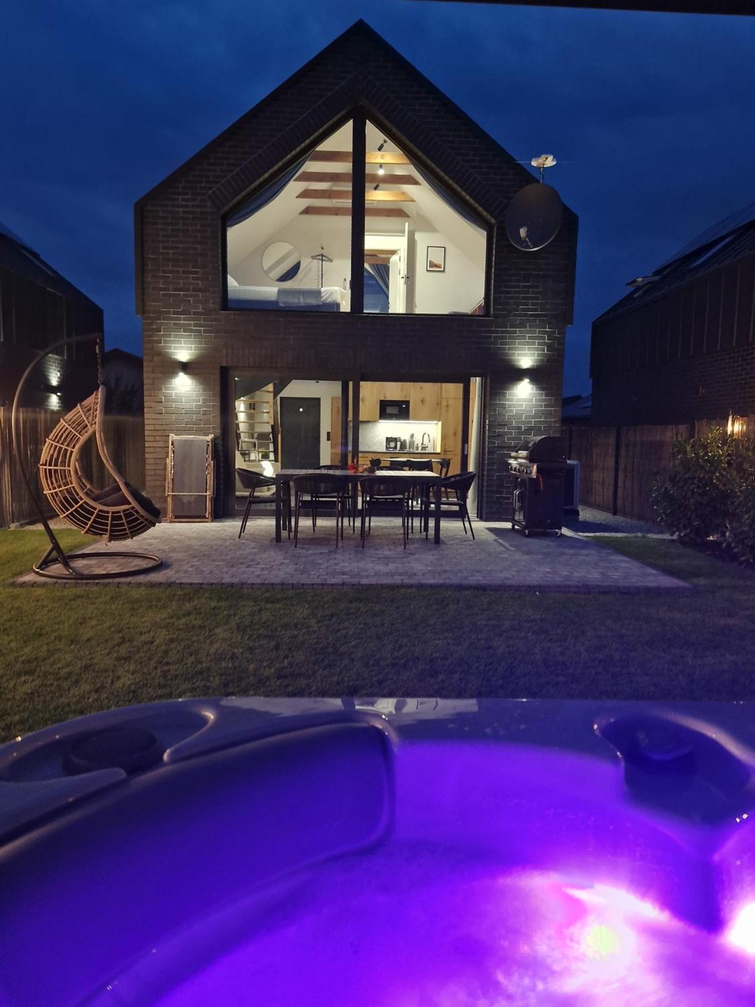Odnova - Holiday Home With Spa Bobolin Exterior foto